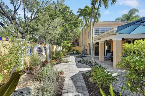 26 Via Aurelia Palm Beach Gardens FL 33418