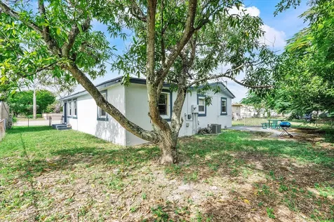 2300 Nw 31st Avenue Fort Lauderdale FL 33311