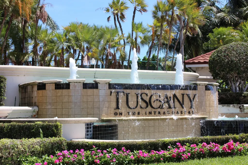 3302 Tuscany Way Boynton Beach FL 33435