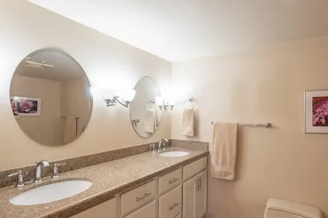 2480 Presidential Way West Palm Beach FL 33401