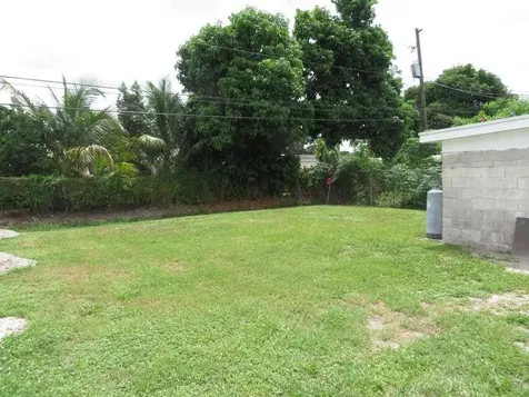 340 Fleming Avenue Greenacres FL 33463