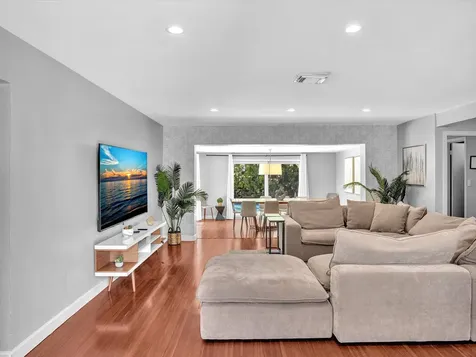 1786 NE 21st Street Fort Lauderdale FL 33305