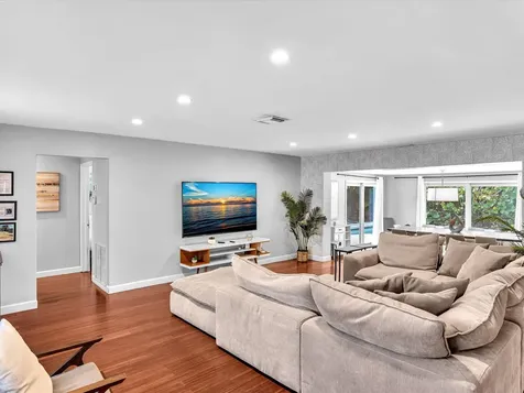 1786 NE 21st Street Fort Lauderdale FL 33305