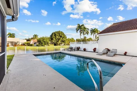 1049 Siena Oaks Circle Palm Beach Gardens FL 33410