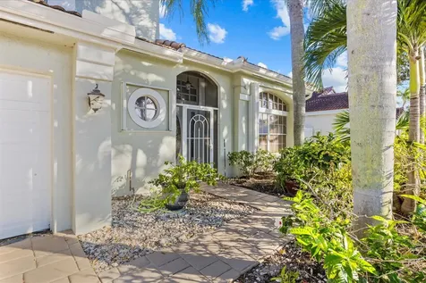 1049 Siena Oaks Circle Palm Beach Gardens FL 33410