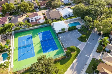 1049 Siena Oaks Circle Palm Beach Gardens FL 33410