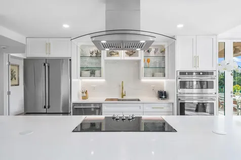 100 Se 5th Avenue Boca Raton FL 33432