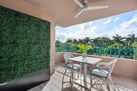 100 Se 5th Avenue Boca Raton FL 33432