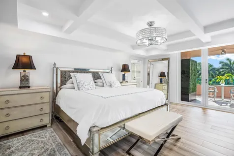 100 Se 5th Avenue Boca Raton FL 33432