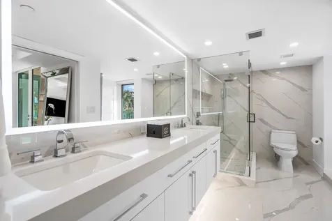 100 Se 5th Avenue Boca Raton FL 33432