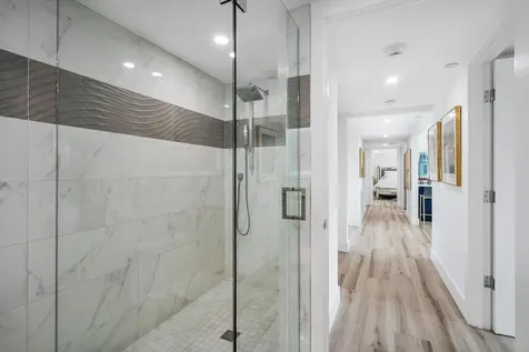 100 Se 5th Avenue Boca Raton FL 33432