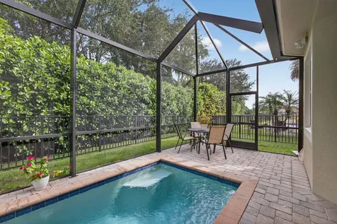 12081 Aviles Circle Palm Beach Gardens FL 33418