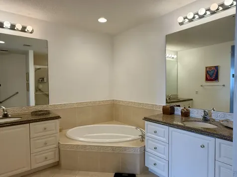 33 Harbour Isle Drive Fort Pierce FL 34949