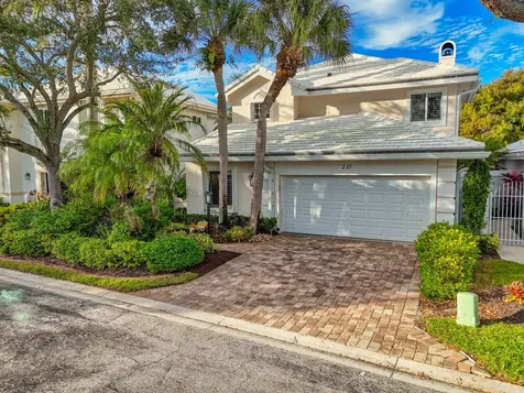 221 Canterbury Drive Palm Beach Gardens FL 33418