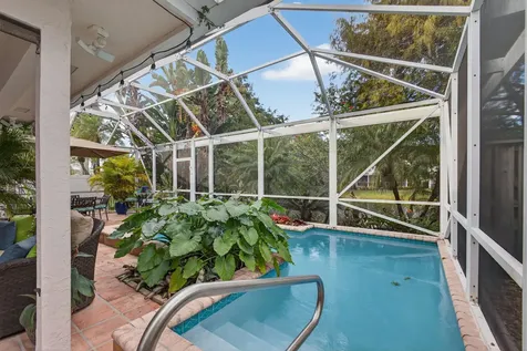221 Canterbury Drive Palm Beach Gardens FL 33418