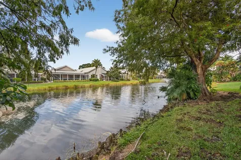 221 Canterbury Drive Palm Beach Gardens FL 33418