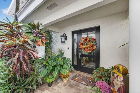 221 Canterbury Drive Palm Beach Gardens FL 33418