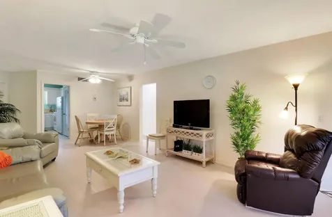 2 Westwood Avenue Tequesta FL 33469