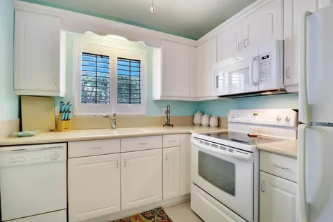 2 Westwood Avenue Tequesta FL 33469