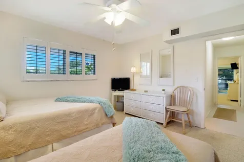 2 Westwood Avenue Tequesta FL 33469