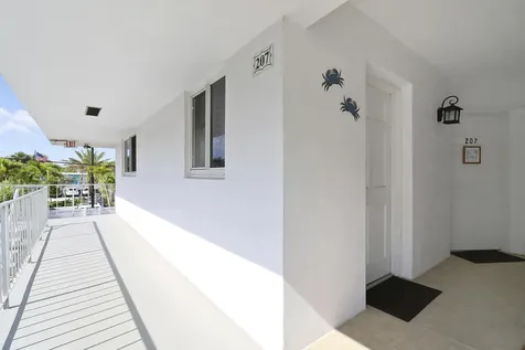 2 Westwood Avenue Tequesta FL 33469