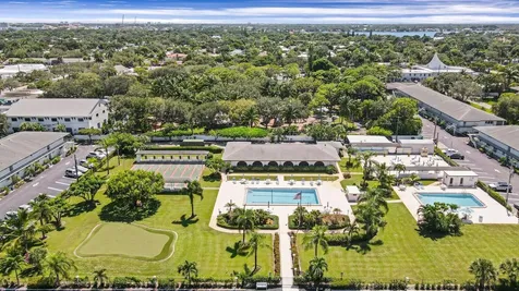 2 Westwood Avenue Tequesta FL 33469
