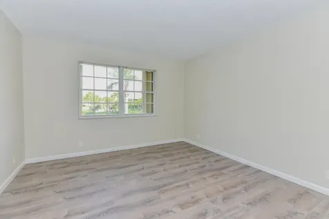 1531 SE Royal Green Circle Port Saint Lucie FL 34952