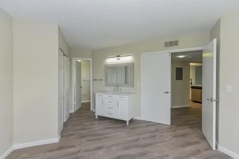 1531 SE Royal Green Circle Port Saint Lucie FL 34952