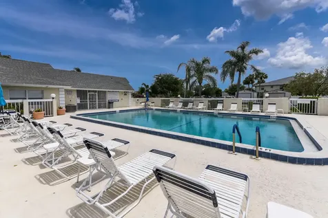 1531 SE Royal Green Circle Port Saint Lucie FL 34952