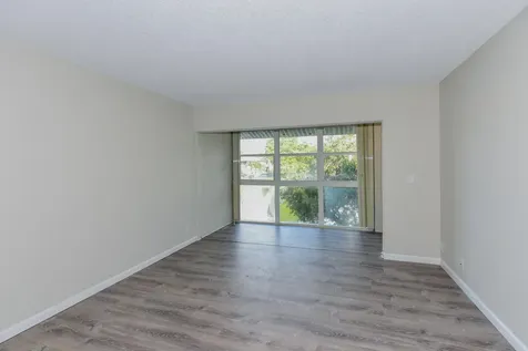 1531 SE Royal Green Circle Port Saint Lucie FL 34952