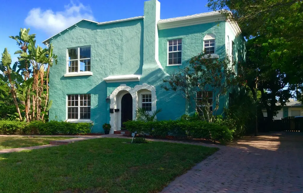 382 Ellamar Road West Palm Beach FL 33405