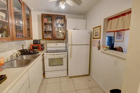 383 Markham R Deerfield Beach FL 33442
