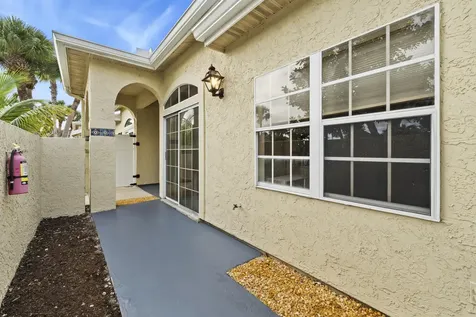 1656 Se Green Acres Circle Port Saint Lucie FL 34952