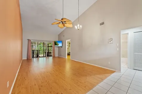 1656 Se Green Acres Circle Port Saint Lucie FL 34952