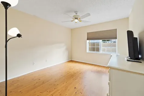 1656 Se Green Acres Circle Port Saint Lucie FL 34952