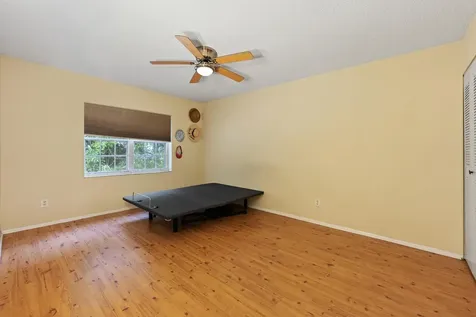 1656 Se Green Acres Circle Port Saint Lucie FL 34952