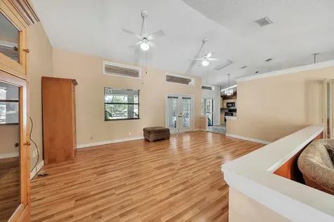 4377 Nw 88th Terrace Coral Springs FL 33065