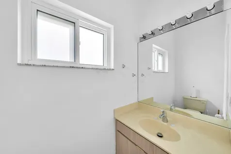 4377 Nw 88th Terrace Coral Springs FL 33065