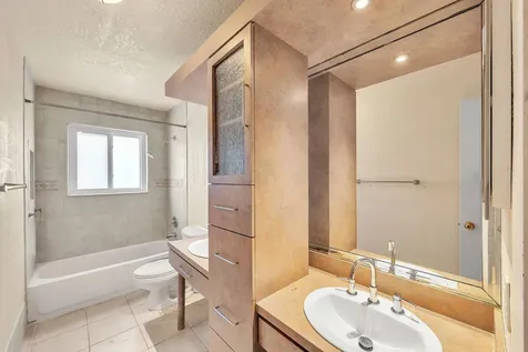 4377 Nw 88th Terrace Coral Springs FL 33065