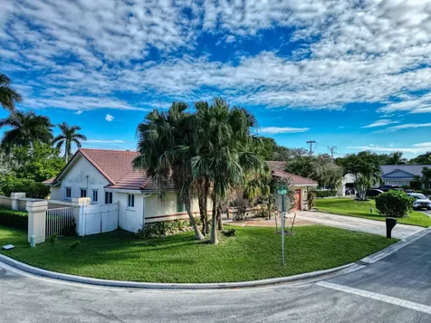 4377 Nw 88th Terrace Coral Springs FL 33065