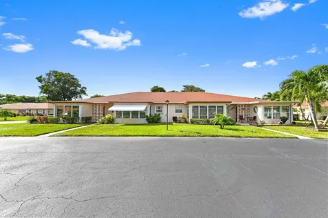 5165 Nw 3rd Street Delray Beach FL 33445