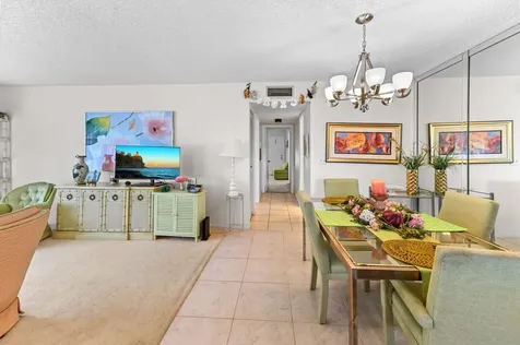 5165 Nw 3rd Street Delray Beach FL 33445