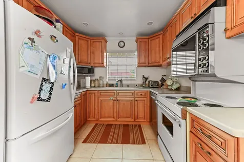 5165 Nw 3rd Street Delray Beach FL 33445