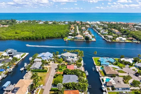 940 Greenbriar Drive Boynton Beach FL 33435