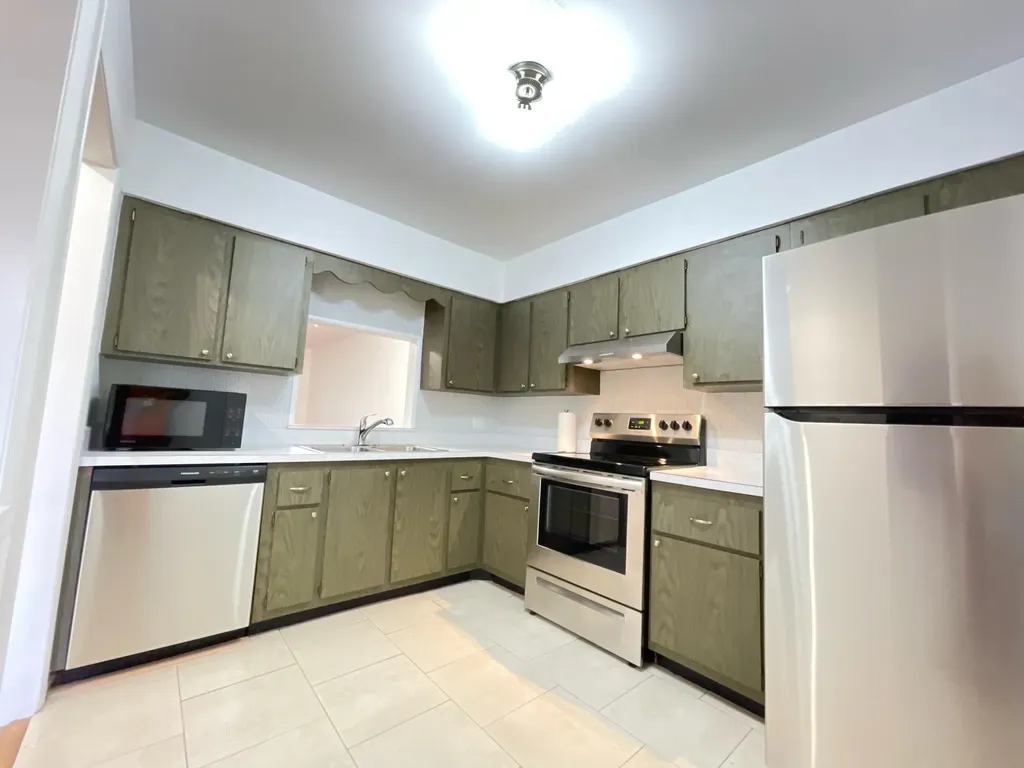 2302 Sunrise Boulevard Fort Pierce FL 34982