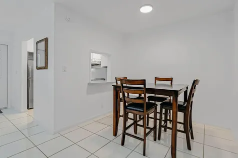 2050 Ne 39th Street Lighthouse Point FL 33064