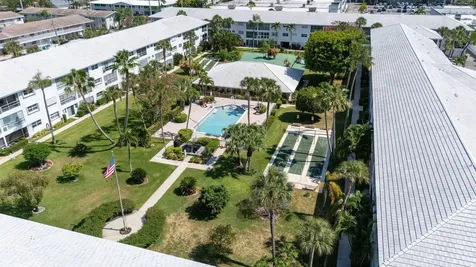 2050 Ne 39th Street Lighthouse Point FL 33064