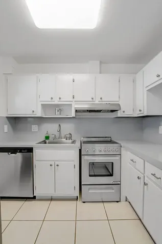 2050 Ne 39th Street Lighthouse Point FL 33064