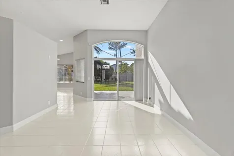 4546 NW 7th Place Deerfield Beach FL 33442