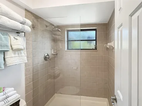 48 Via De Casas Norte Boynton Beach FL 33426